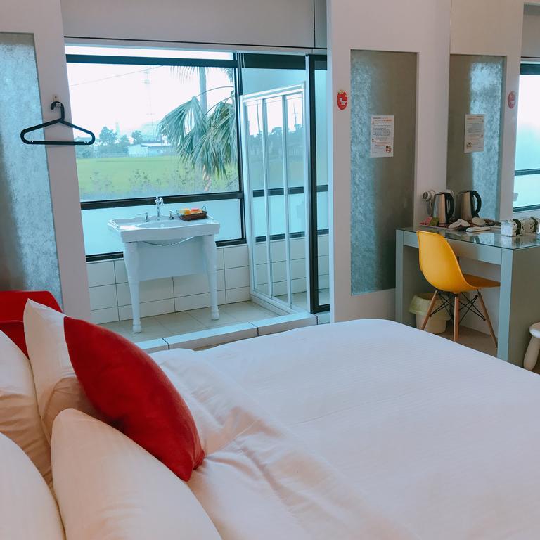 旅人空間the Cube Inn Homestay本民宿未與agod A合作 We Are Not Partnered With Agod A Dongshan  Extérieur photo